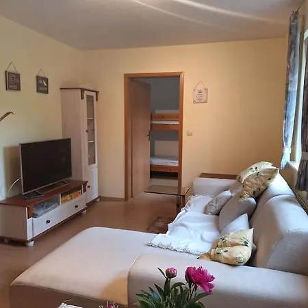 Gemuetliche Ferienwohnung Mit Kupfertalblick Forchtenberg Zewnętrze zdjęcie